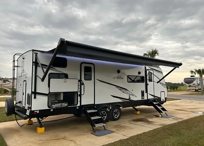 The Lake Escape Rv Meets The Beach